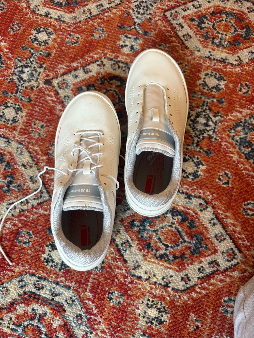 Men’s White Casual Leather Golf Sneakers